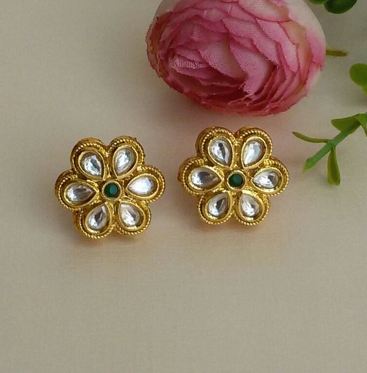 Gold plated premium kundan studs