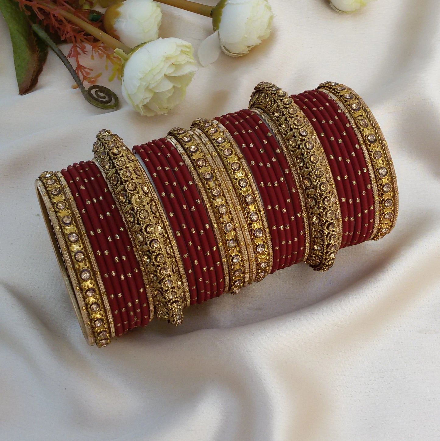 Maroon metal bangles set