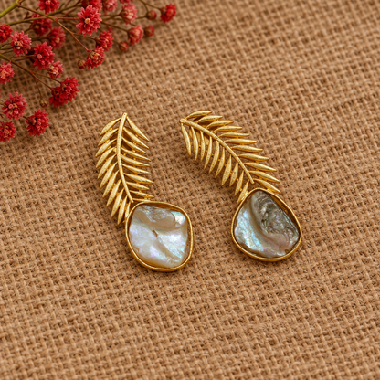Heera Pearl earrings