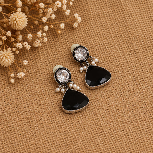 Bindi black drop earrings