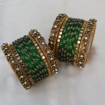 Dark green glass bangle set