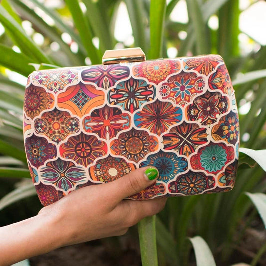 Multi color fabric print clutch