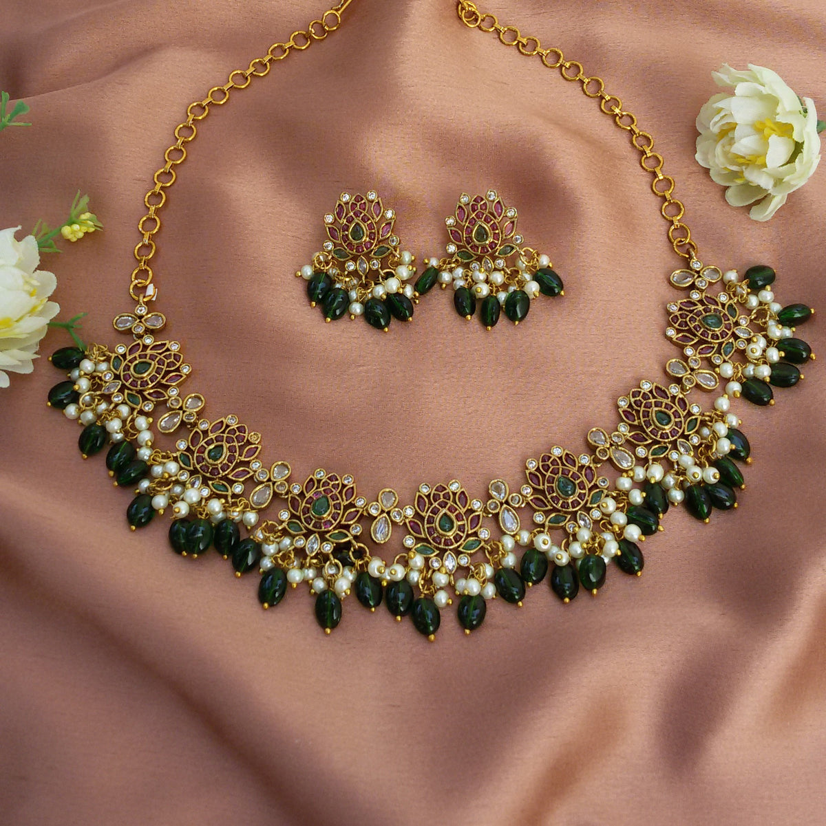 Lotus pearl necklace set