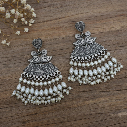 Saavan Dangler earrings